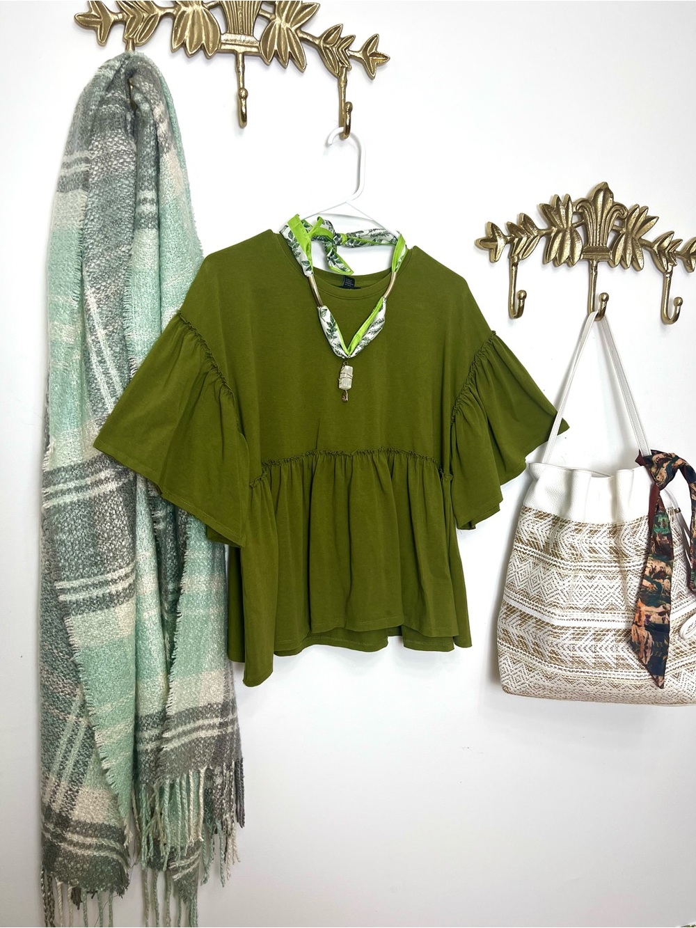 Moss green peplum butterfly sleeve short sleeve M